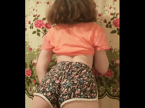 ❤️ Sexet ung babe laver en striptease ved at filme sine shorts på kamera Porn video at da.fitorganic.top ❌️